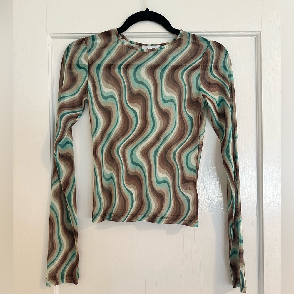 Brand new, purchased from Revolve (IYKYK don’t always have tags) Miaou Crop Top